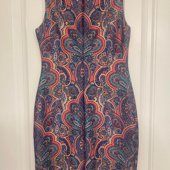 NWOT TOMMY HILFIGER PAISLEY-PRINT SCUBA SHEATH DRESS size 8 style aoss3z2a - Picture 2 of 9